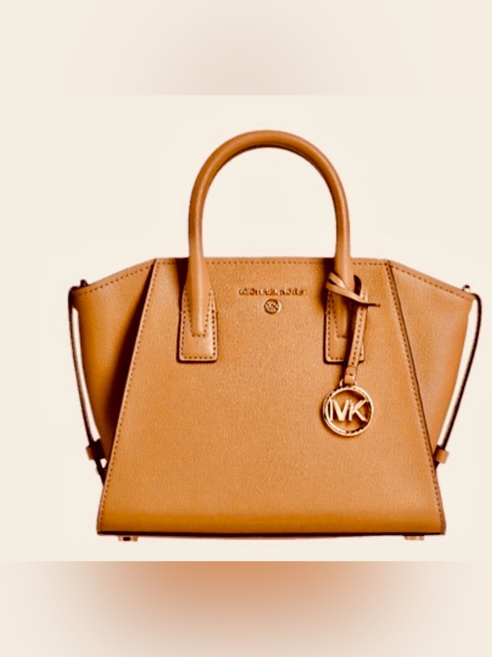 MICHAEL KORS Avril Satchel 
**NEW IN ORIGINAL PACKAGING**